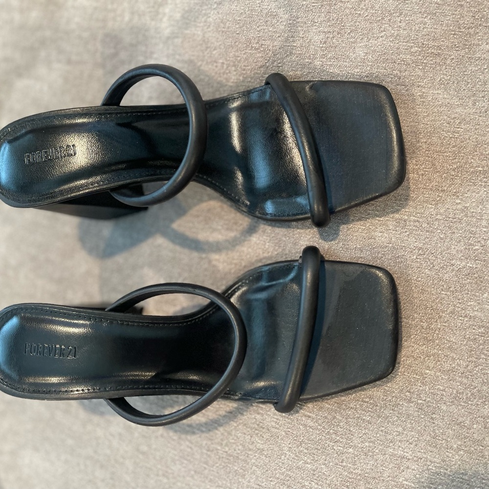 Forever 21 Black Women's Sandals